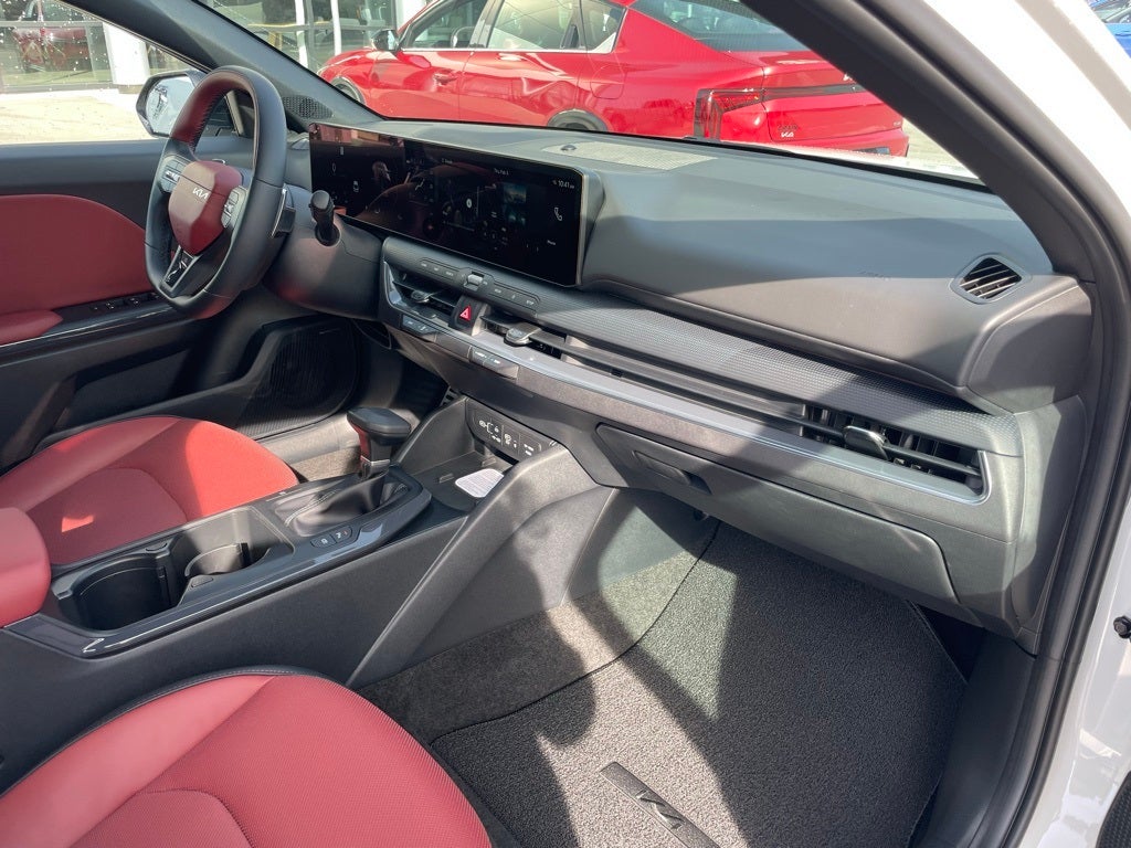 2025 Kia K4 GT-Line Turbo