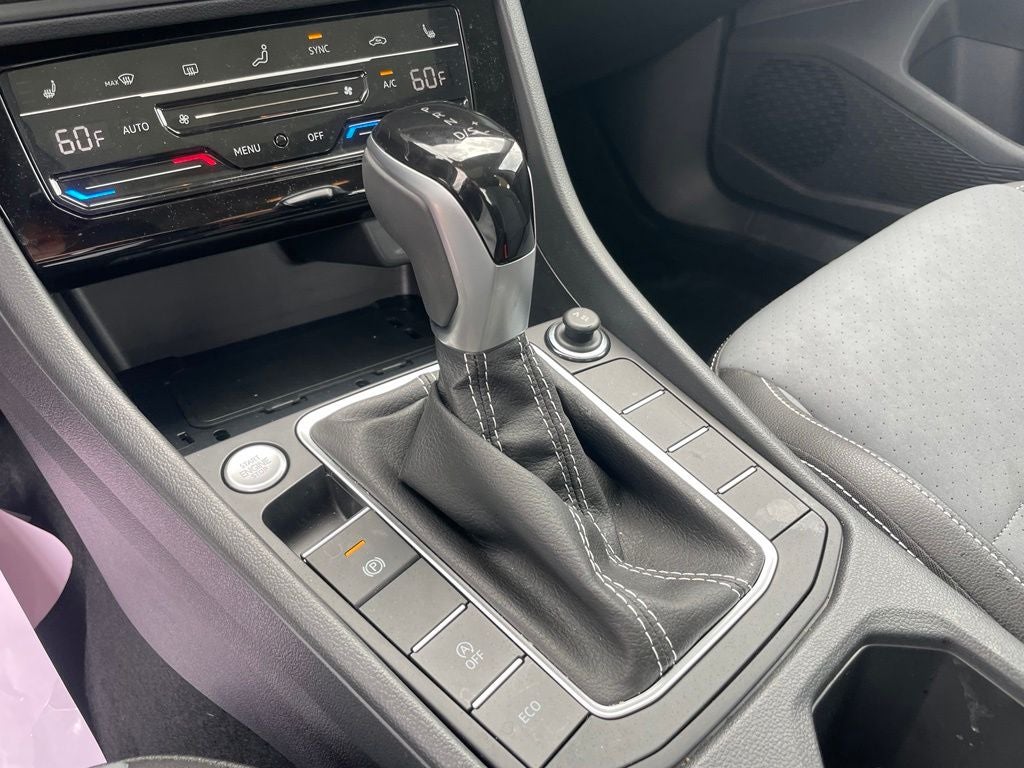 2025 Volkswagen Jetta 1.5T SE - POWER SUNROOF / BLIND SPOT MONITOR