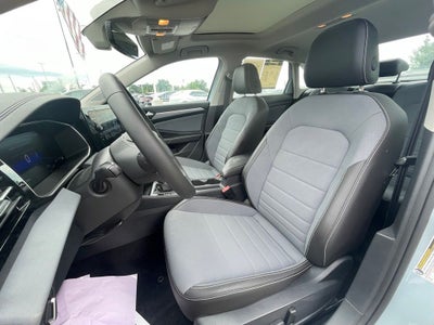 2025 Volkswagen Jetta 1.5T SE - POWER SUNROOF / BLIND SPOT MONITOR