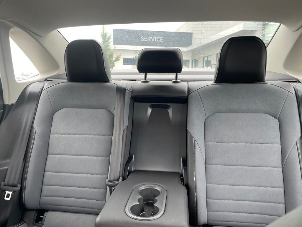 2025 Volkswagen Jetta 1.5T SE - POWER SUNROOF / BLIND SPOT MONITOR