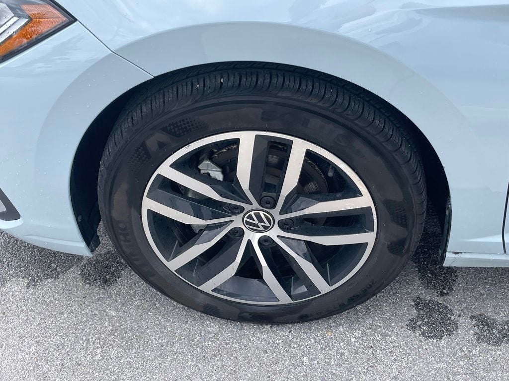 2025 Volkswagen Jetta 1.5T SE - POWER SUNROOF / BLIND SPOT MONITOR