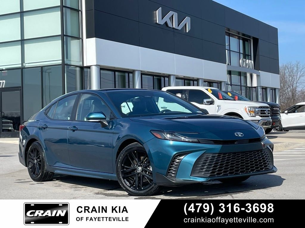 2025 Toyota Camry SE - WIRELESS CHARGING / BLIND SPOT MONITOR