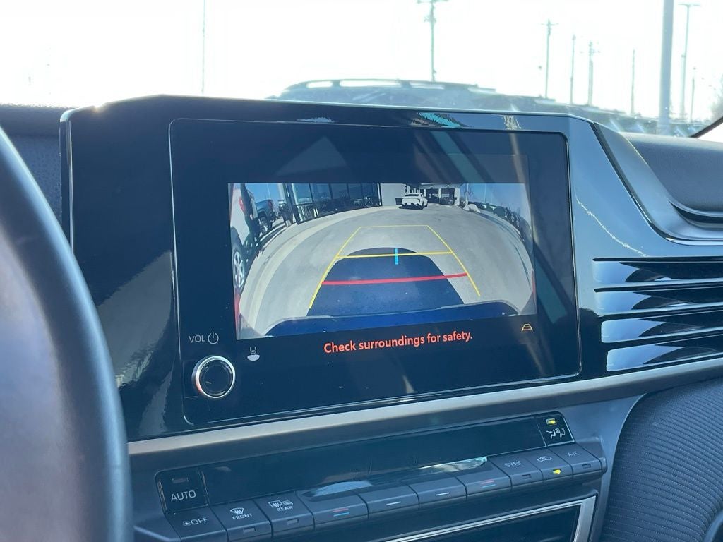 2025 Toyota Camry SE - WIRELESS CHARGING / BLIND SPOT MONITOR