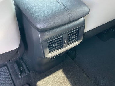 2020 Toyota RAV4 Hybrid Limited - 1 OWNER / POWER MOONROOF