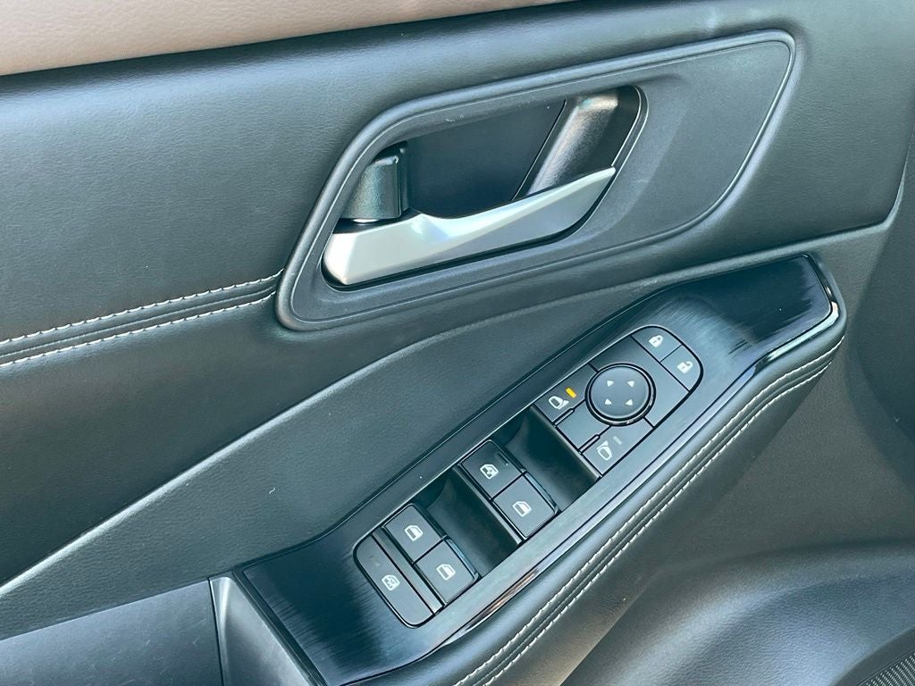 2023 Nissan Rogue SV - POWER SUNROOF / AWD