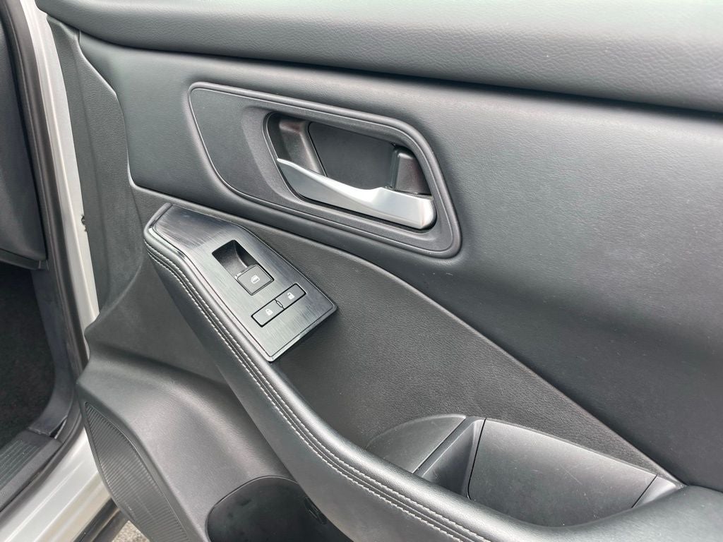 2024 Nissan Rogue SV - REMOTE START / APPLE CARPLAY