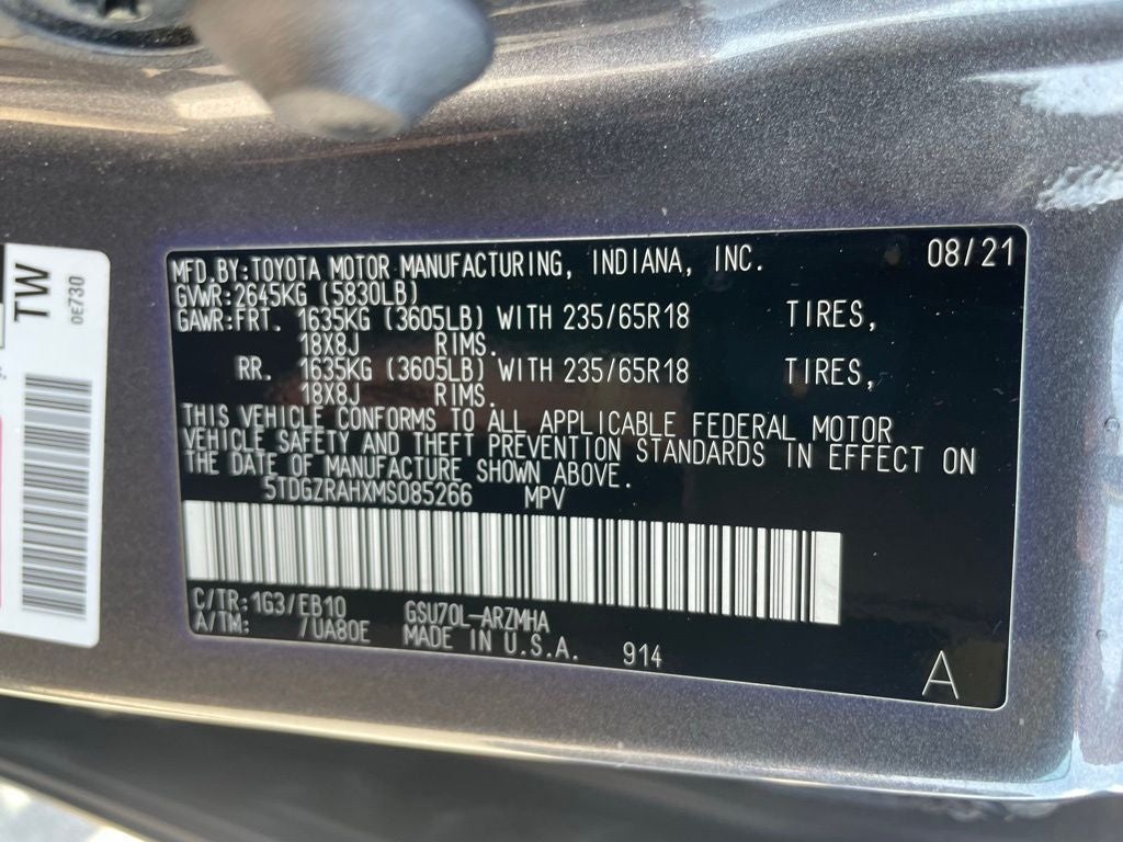 2021 Toyota Highlander XLE - MOONROOF / LEATHER