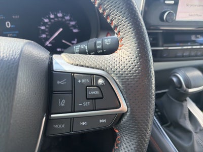 2023 Toyota Sienna XSE - MOONROOF / HANDS FREE SLIDING DOORS