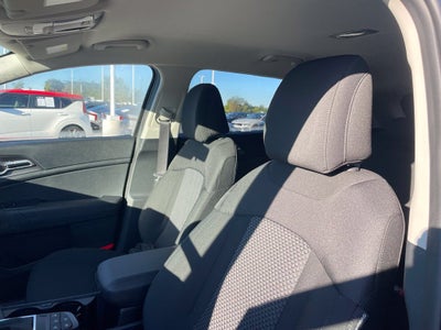2027 Kia Sportage LX