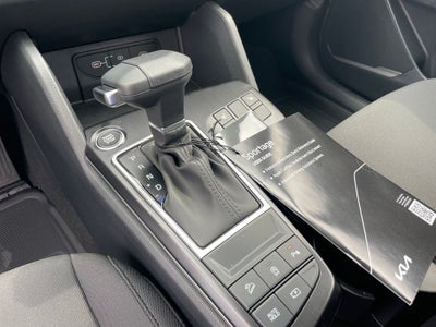 2027 Kia Sportage LX