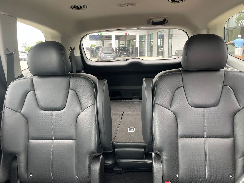 2021 Kia Telluride EX - CAPTAINS CHAIRS / TOWING PACKAGE