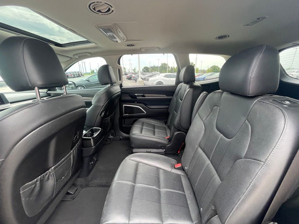 2021 Kia Telluride EX - CAPTAINS CHAIRS / TOWING PACKAGE