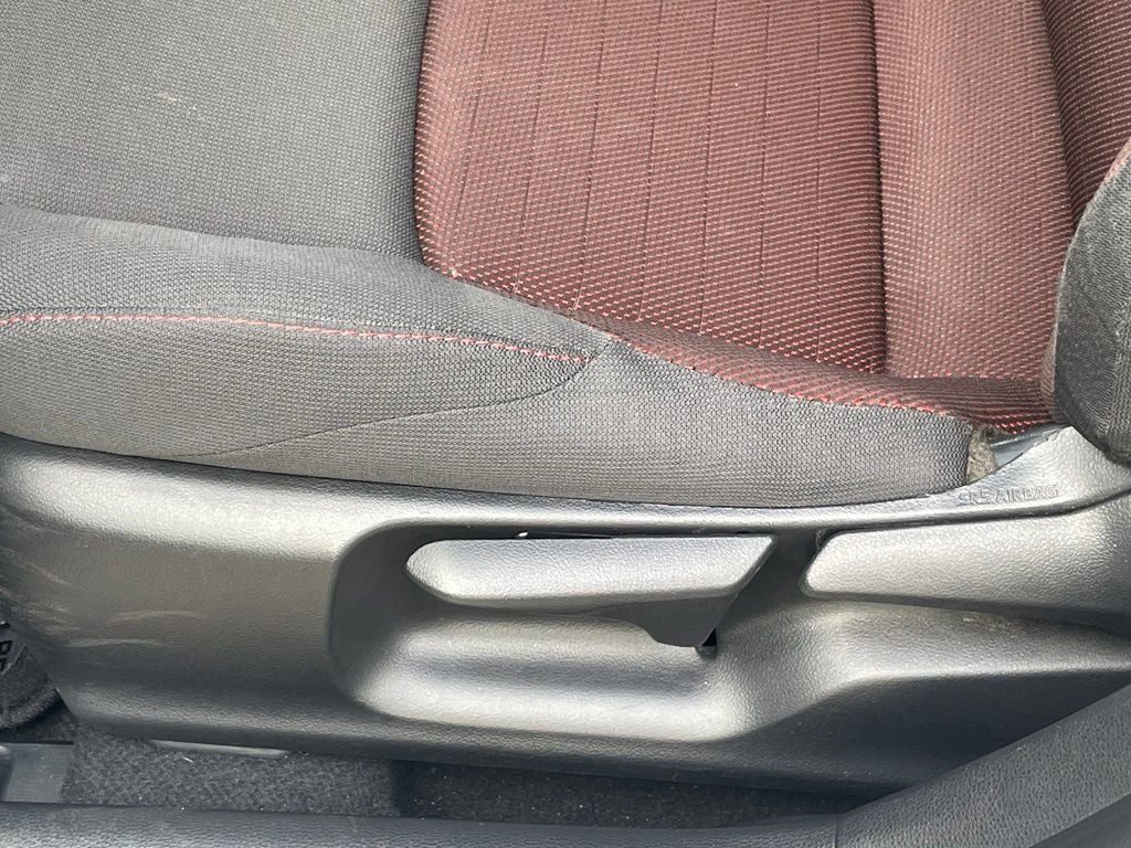 2024 Toyota Corolla SE - 40 MPG / APPLE CARPLAY
