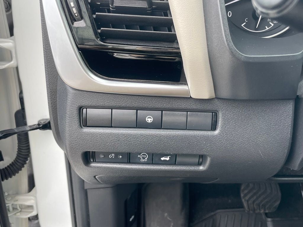2023 Nissan Rogue SL - 1 OWNER / CLEAN CARFAX
