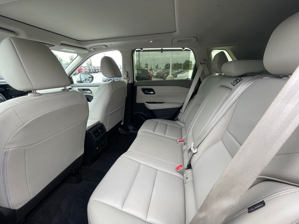 2023 Nissan Rogue SL - 1 OWNER / CLEAN CARFAX