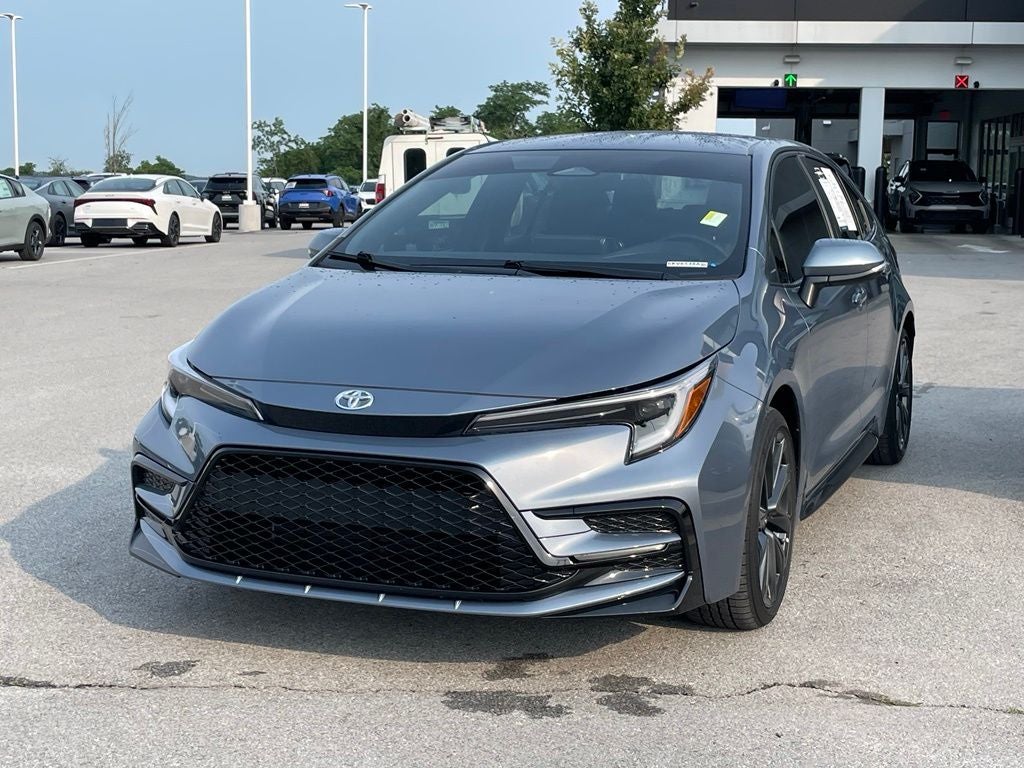 2026 Toyota Corolla Hybrid SE - 50 MPG / APPLE CARPLAY