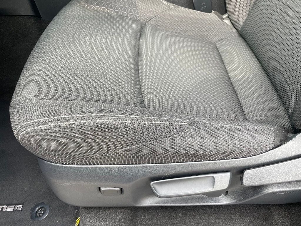 2025 Toyota 4Runner SR5 - BLIND SPOT MONITOR / ADAPTIVE CRUISE