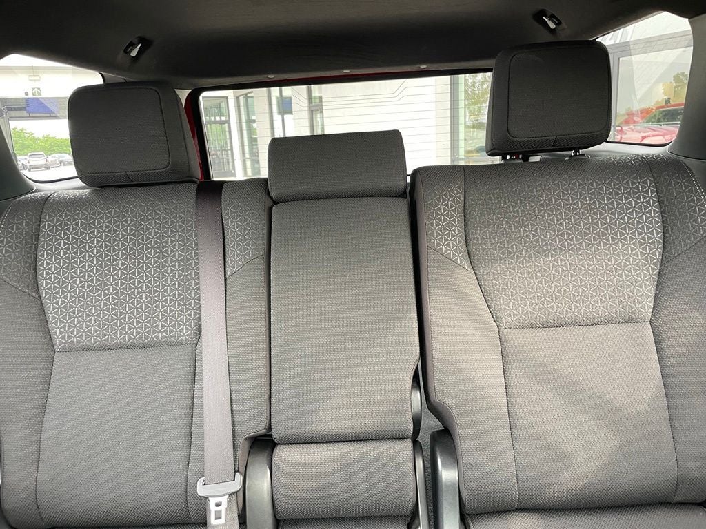 2025 Toyota 4Runner SR5 - BLIND SPOT MONITOR / ADAPTIVE CRUISE