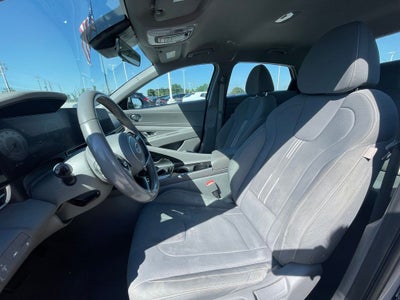 2023 Hyundai Elantra SEL - SMART CRUISE CONTROL / NAVIGATION