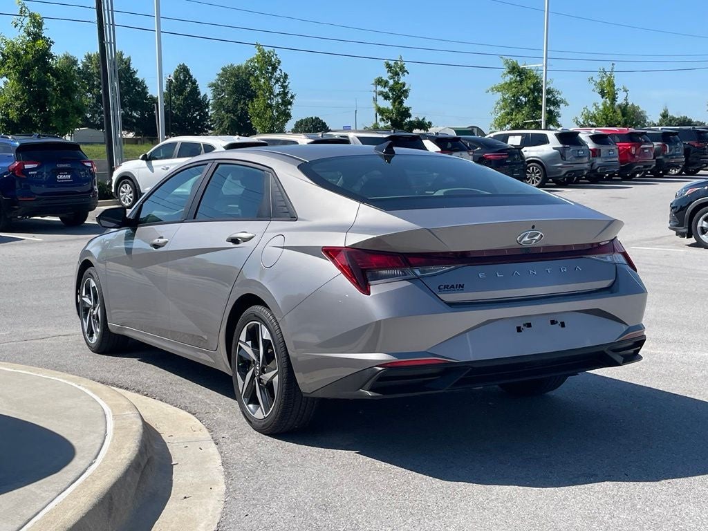 2023 Hyundai Elantra SEL - SMART CRUISE CONTROL / NAVIGATION