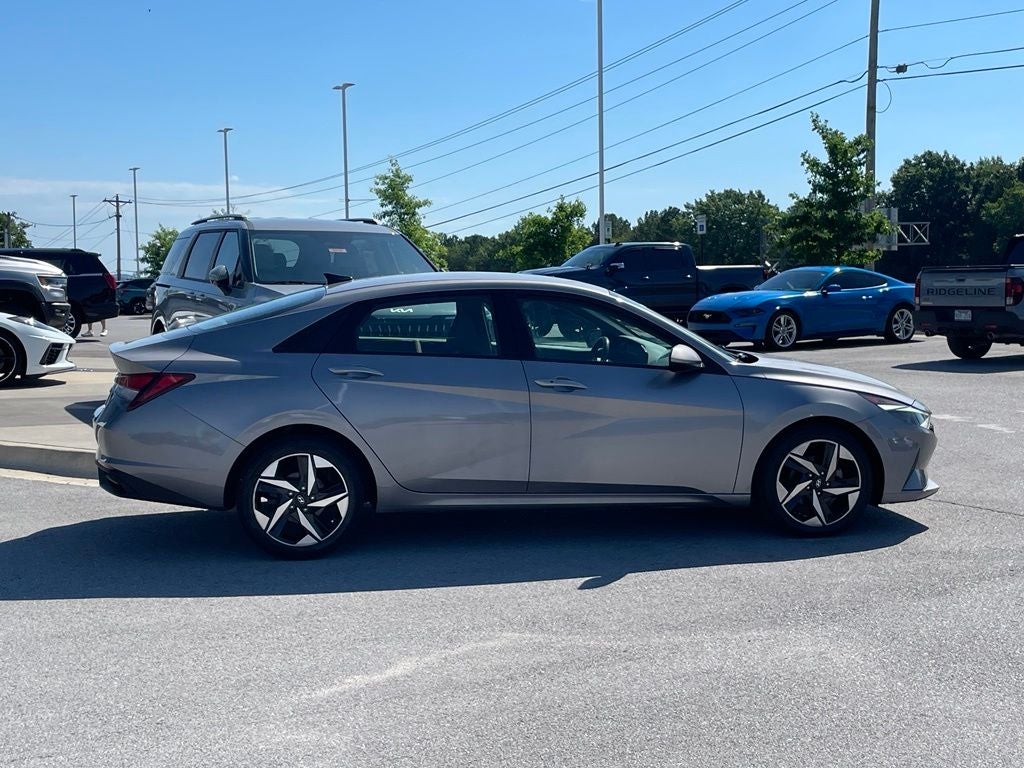 2023 Hyundai Elantra SEL - SMART CRUISE CONTROL / NAVIGATION