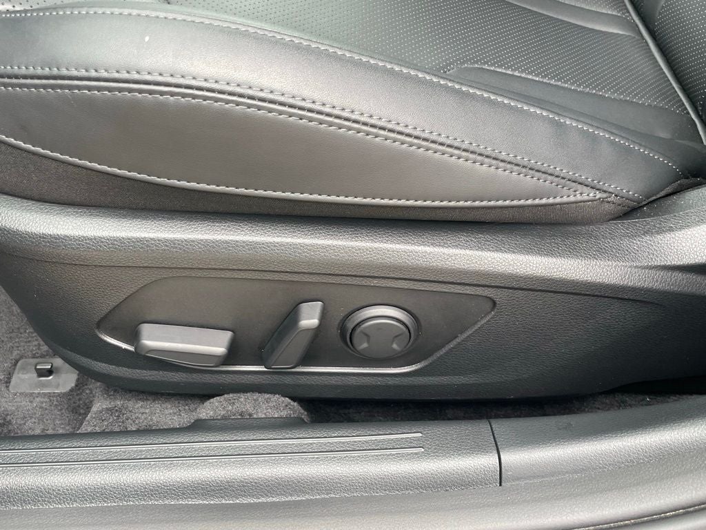 2025 Kia K5 EX