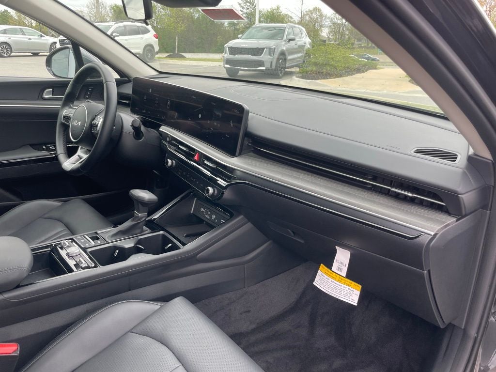 2025 Kia K5 EX