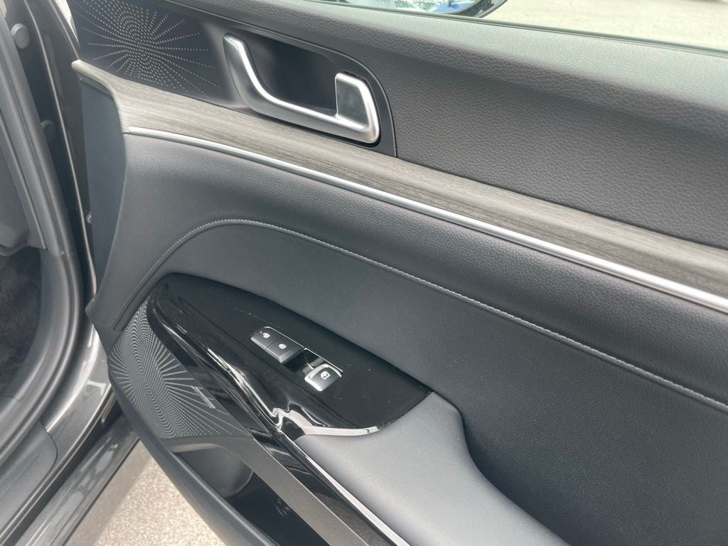 2025 Kia K5 EX