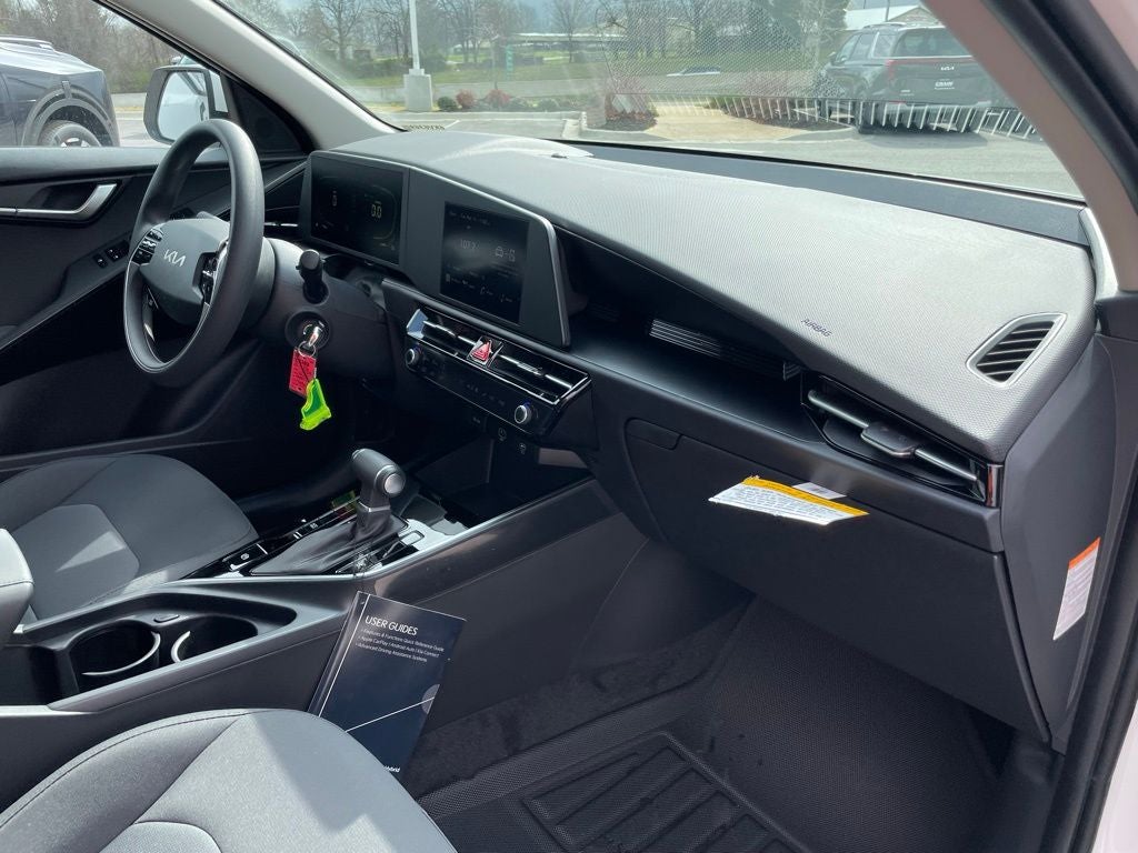 2026 Kia Niro LX