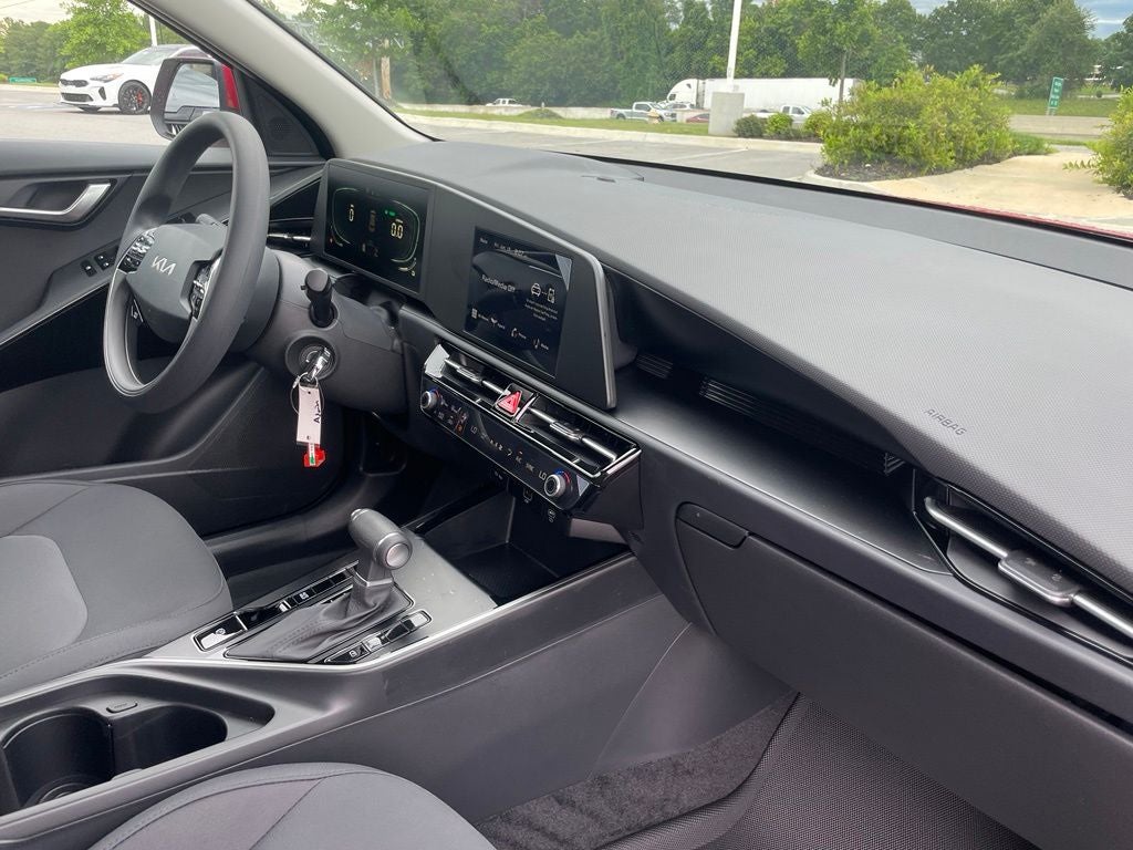 2026 Kia Niro LX