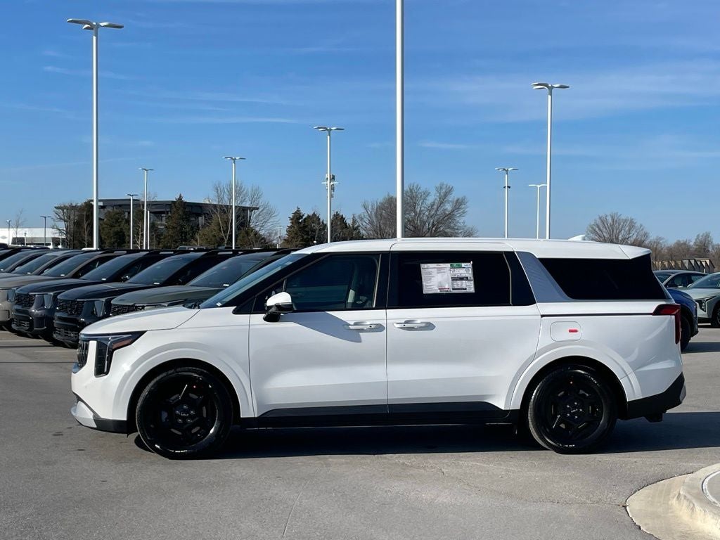 2026 Kia Carnival LXS