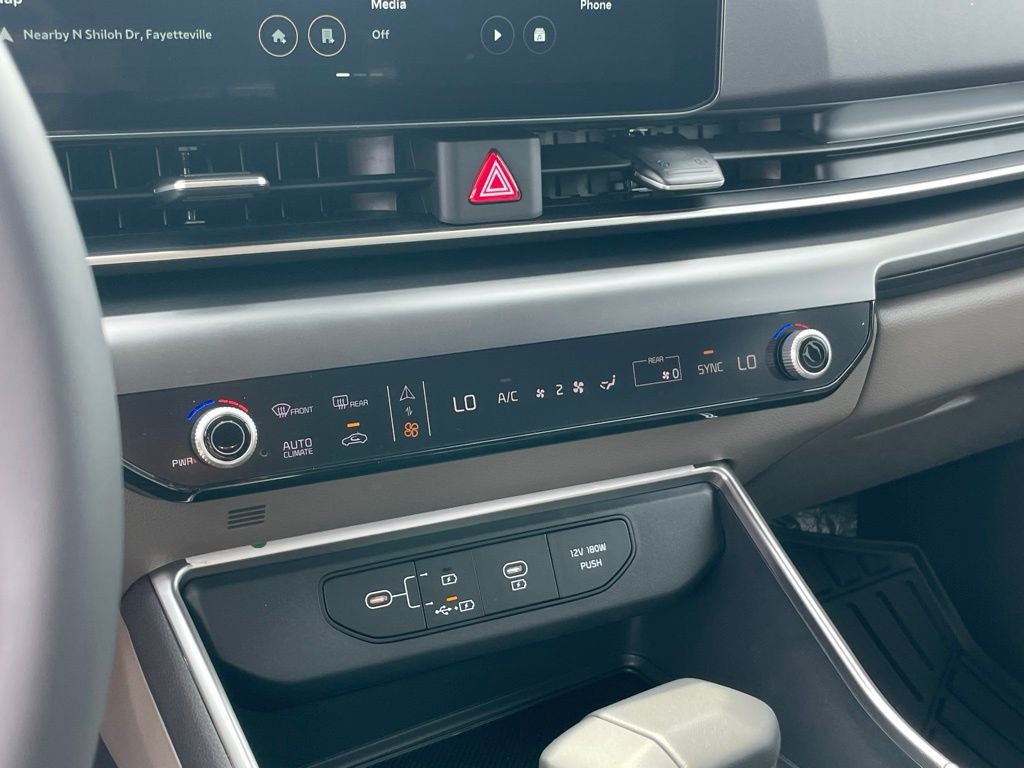 2026 Kia Carnival LXS