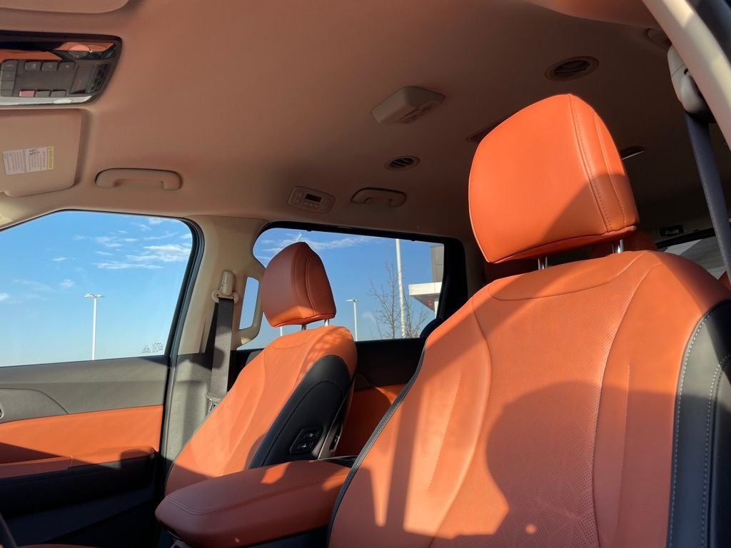 2026 Kia Carnival Hybrid EX