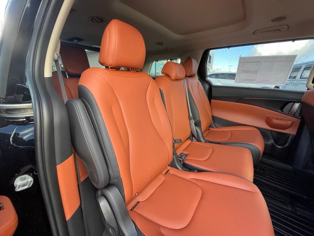 2026 Kia Carnival Hybrid SX