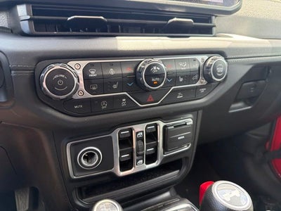 2024 Jeep Wrangler Sahara CARFAX 1-OWNER