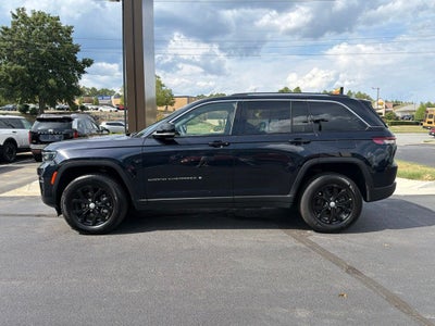2023 Jeep Grand Cherokee Limited CARFAX 1-OWNER