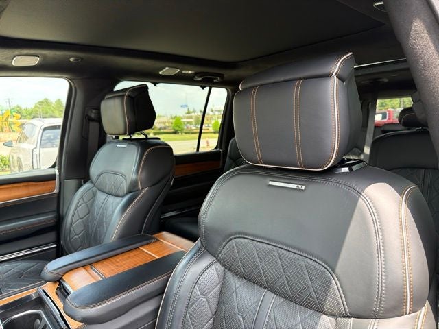 2024 Jeep Grand Wagoneer L Series III