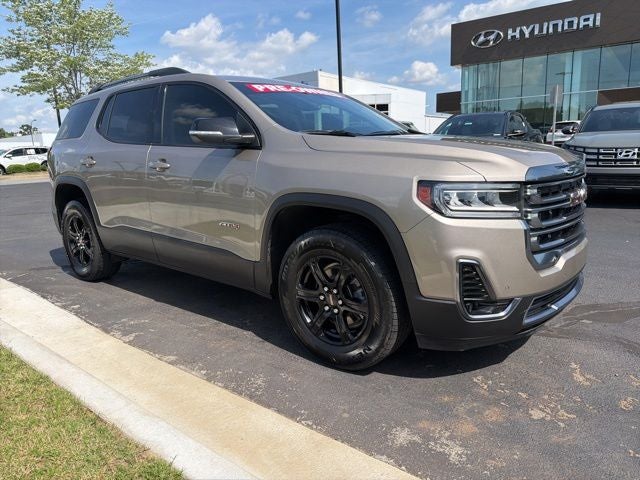 2022 GMC Acadia AT4