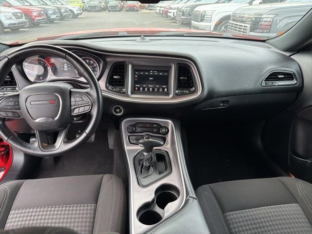 2022 Dodge Challenger SXT