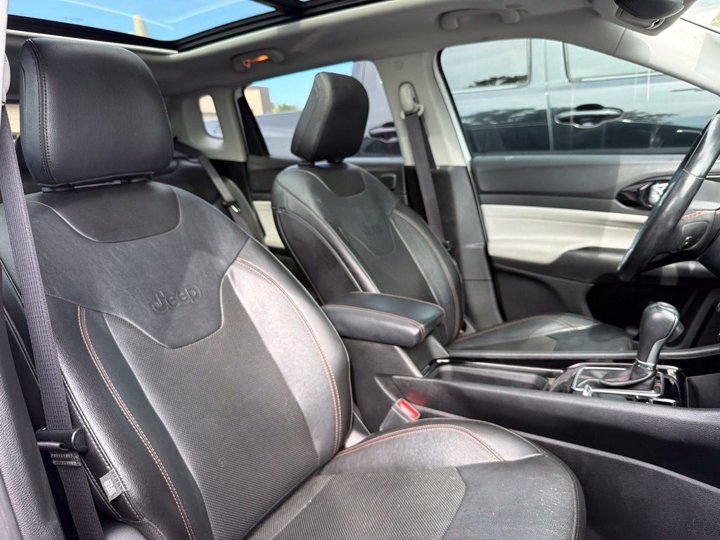 2022 Jeep Compass Limited Pano Roof, One Owner, Clean CarFax