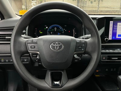 2025 Toyota Camry LE CLEAN CARFAX 1-OWNER