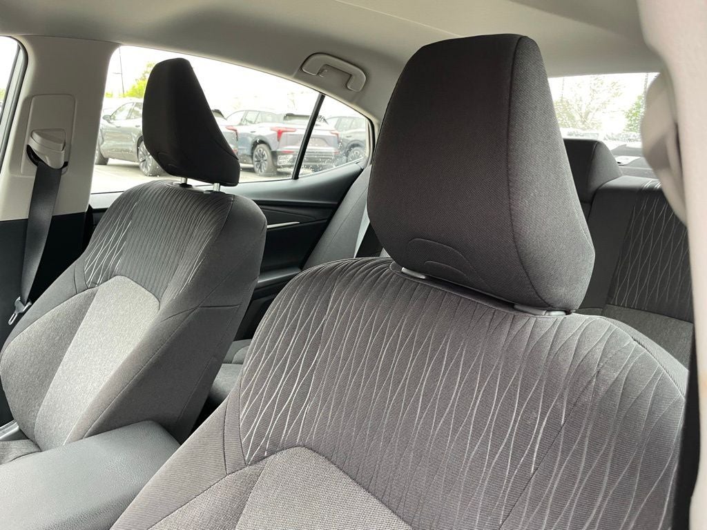 2025 Toyota Camry LE CLEAN CARFAX 1-OWNER