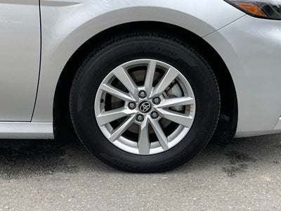 2025 Toyota Camry LE CLEAN CARFAX 1-OWNER