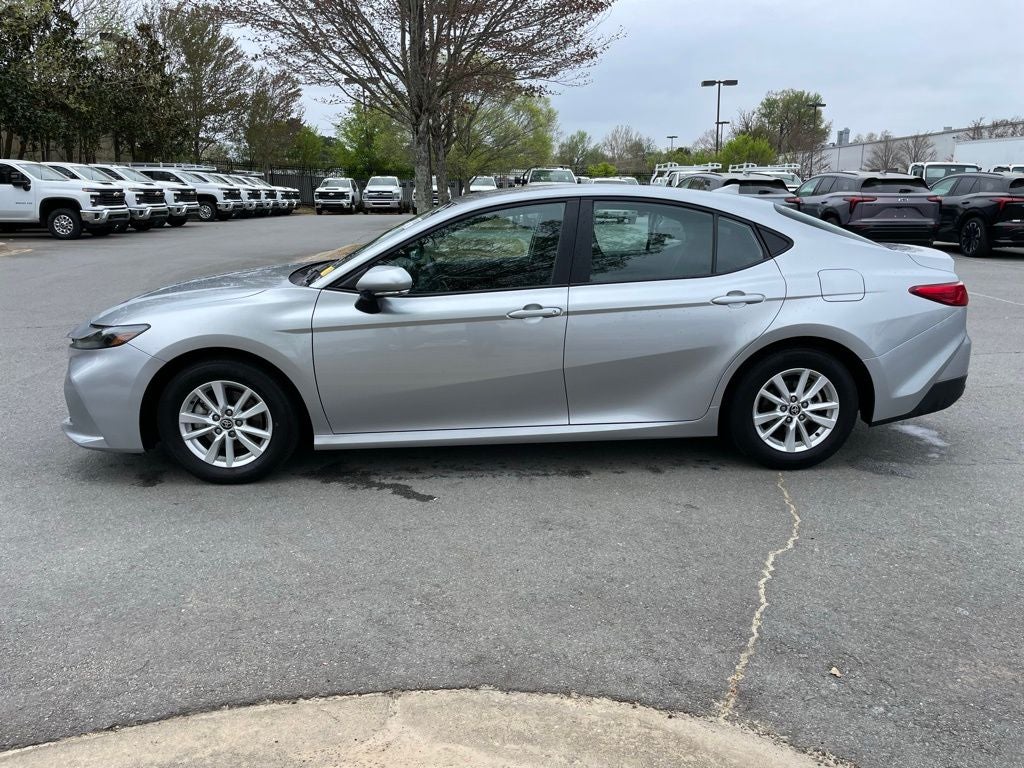 2025 Toyota Camry LE CLEAN CARFAX 1-OWNER