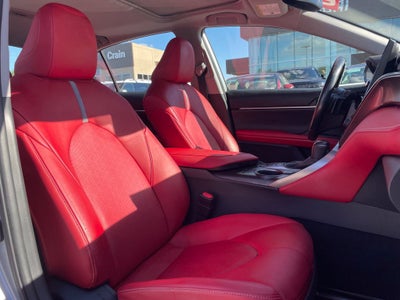 2021 Toyota Camry Hybrid XSE Pano Roof, Leather