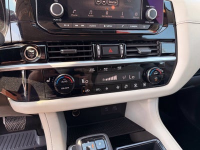 2022 Nissan Pathfinder SV 4WD, Clean CarFax, CarFax One Owner