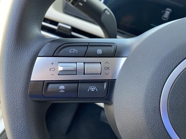 2025 Hyundai Tucson SE FWD