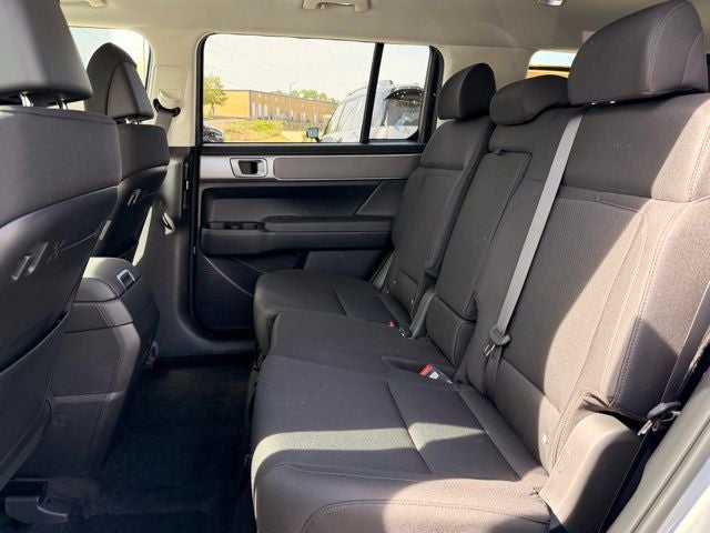 2027 Hyundai Santa Fe SE