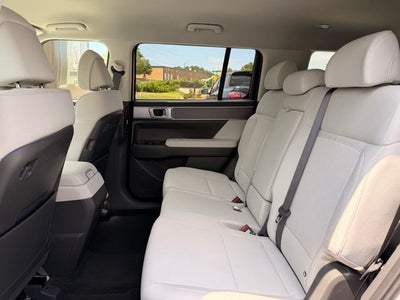 2027 Hyundai Santa Fe SE