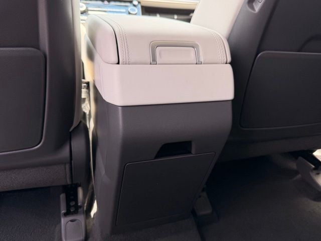 2027 Hyundai Santa Fe SE